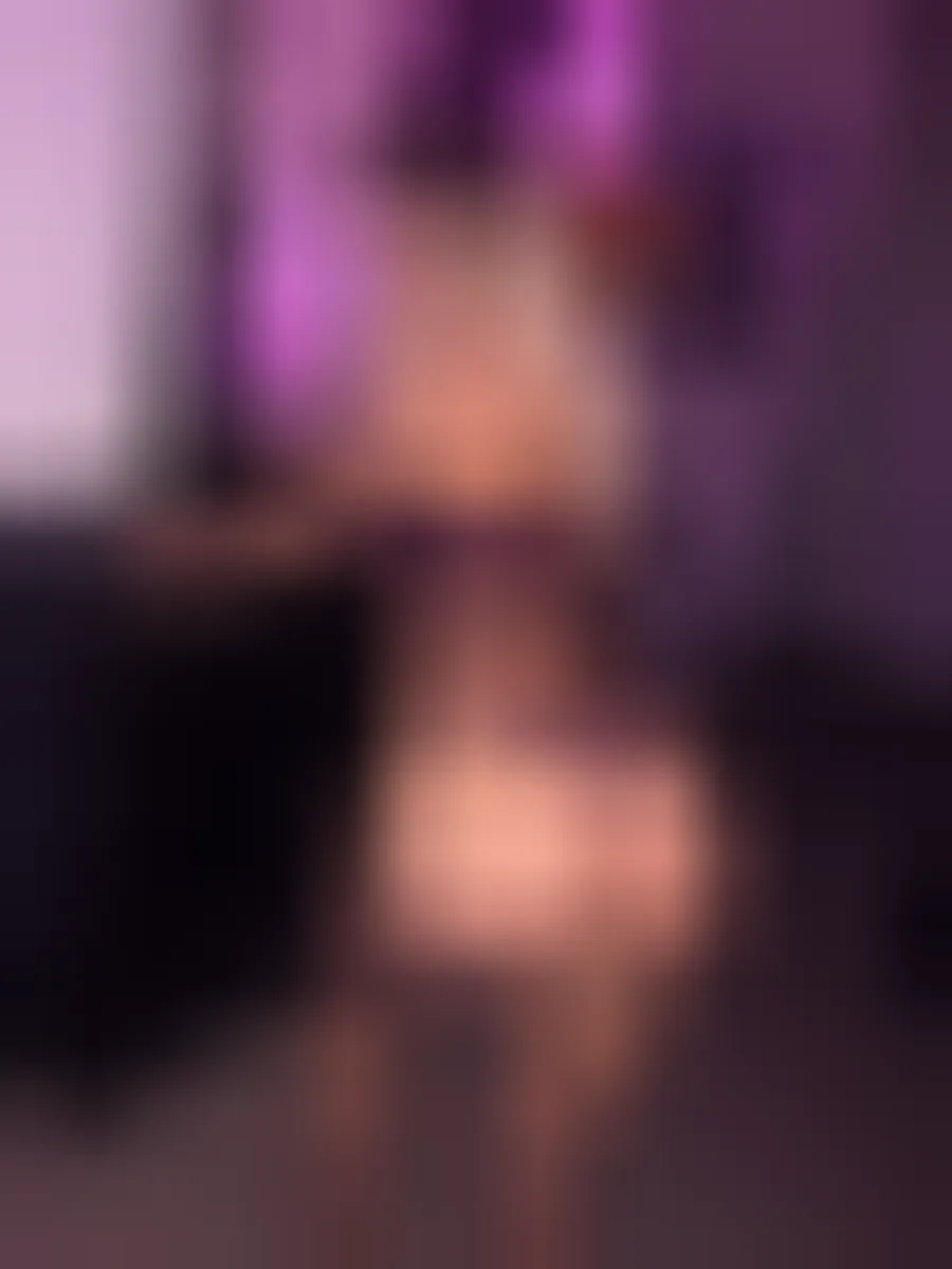 Olivia, 24 ans — rencontre sexe à Nice