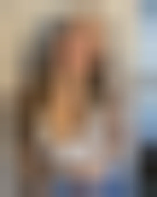 Gabrielle, 22 ans — rencontre sexe à Fréjus