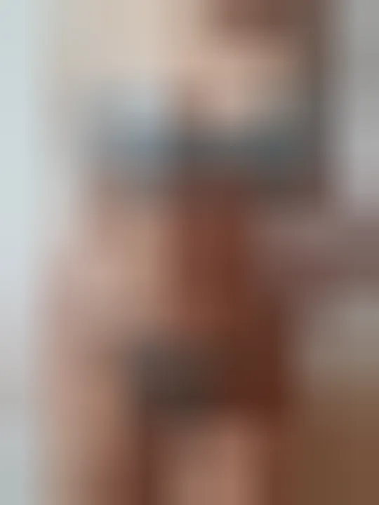 Célia, 24 ans — rencontre sexe à Poitiers
