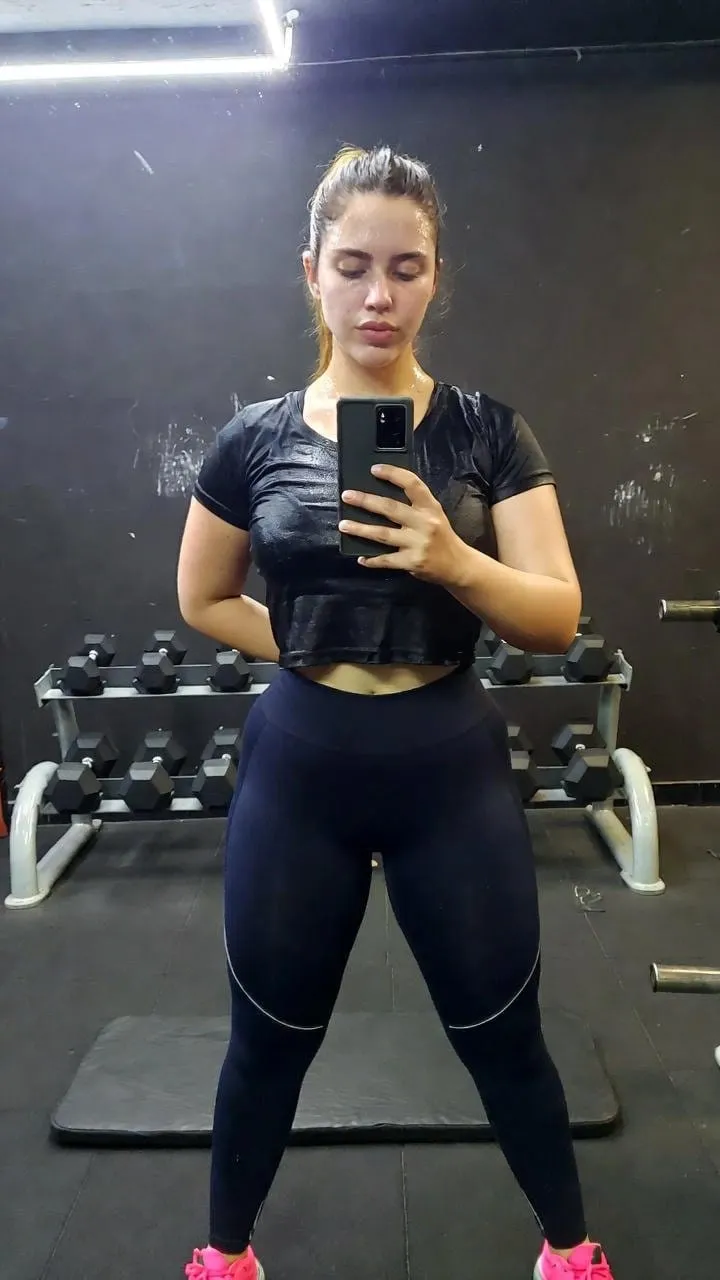 Noémie, 24 ans — rencontre sexe à Dammarie-les-Lys