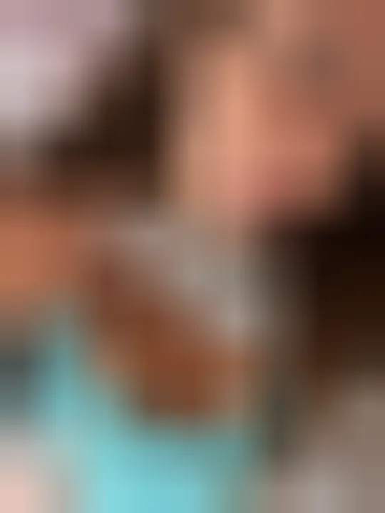Louna, 21 ans — rencontre sexe à La Roche-sur-Yon