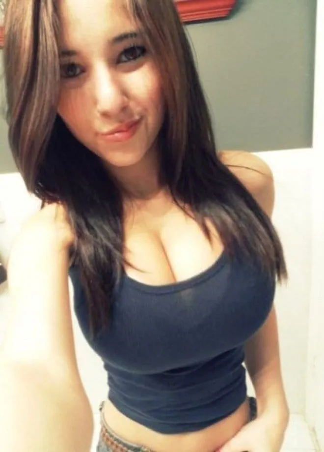 Hana, 23 ans — rencontre sexe à Saint-Jean-de-Braye