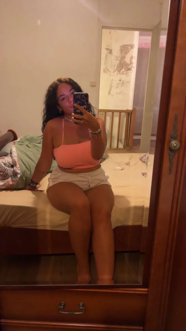 Lamia, 23 ans — rencontre sexe à Niort