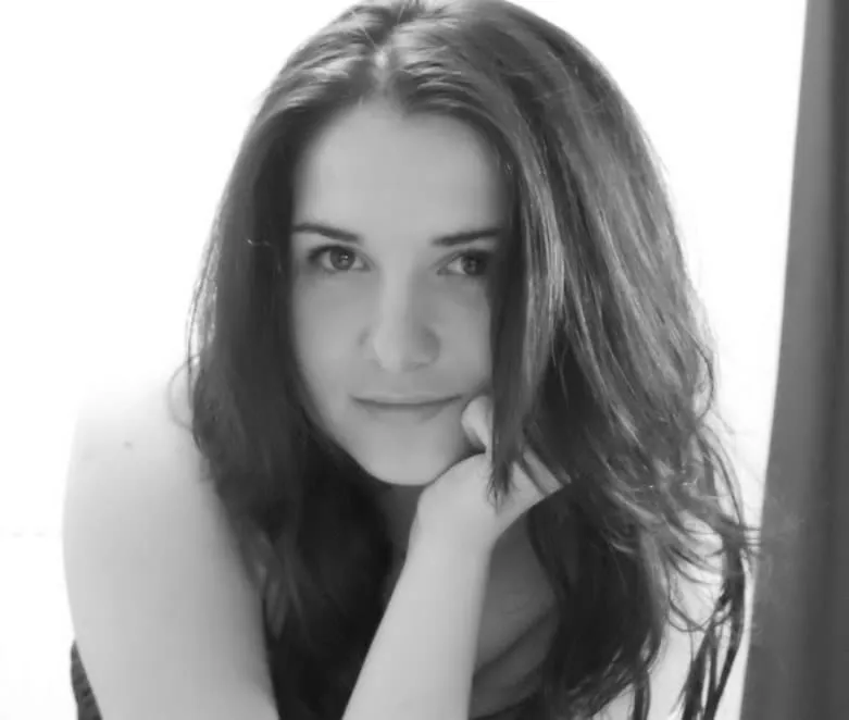 Loubna, 25 ans — rencontre sexe à Saint-Médard-en-Jalles