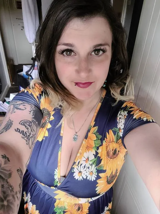 Asmae, 20 ans — rencontre sexe à Le Mesnil-Saint-Denis