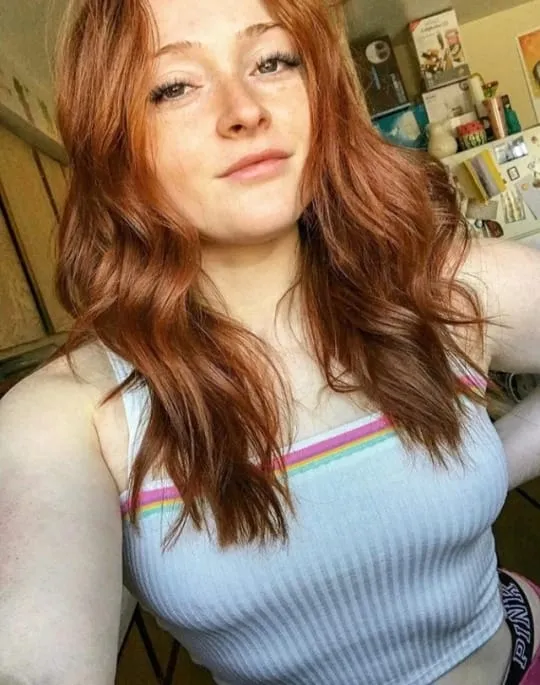 Coralie, 35 ans — rencontre sexe à Plonéour-Lanvern