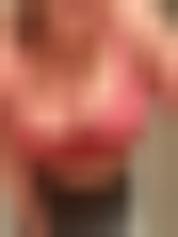 Salomé, 26 ans — rencontre sexe à Muret
