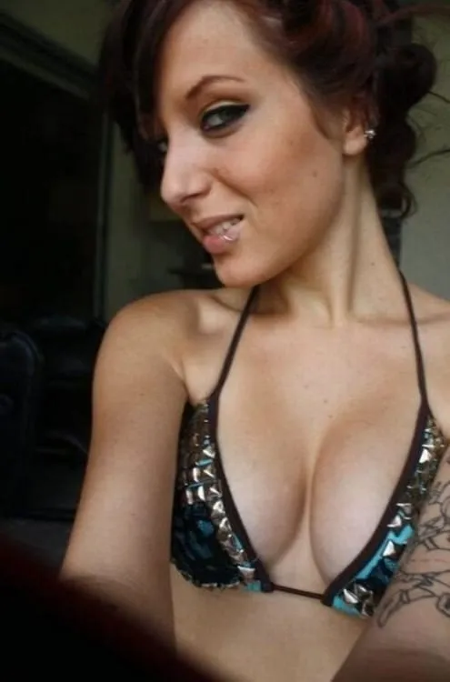 Alexia, 26 ans — rencontre sexe à Courbevoie