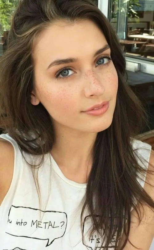 Mélody, 24 ans — rencontre sexe à Brest