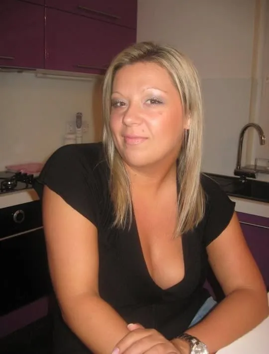 Latifa, 21 ans — rencontre sexe à Ajaccio