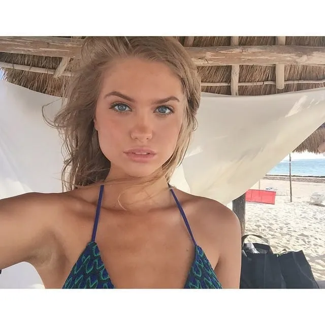 Yasmine, 22 ans — rencontre sexe à Saint-Paul