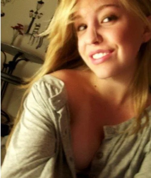 Lina, 25 ans — rencontre sexe à Nantes