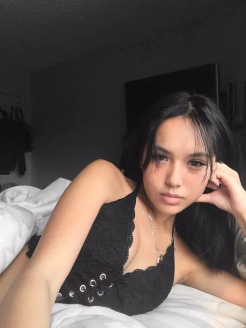 Axelle, 25 ans — rencontre sexe à Clermont-Ferrand