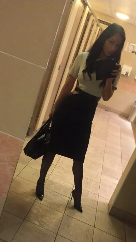 Naïma, 30 ans — rencontre sexe à La Possession