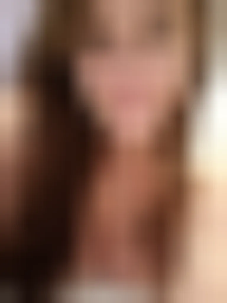 Amina, 22 ans — rencontre sexe à Fontaine