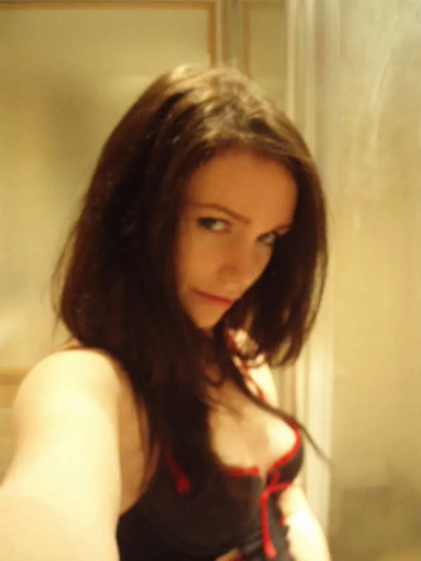 Violette, 25 ans — rencontre sexe à Figeac