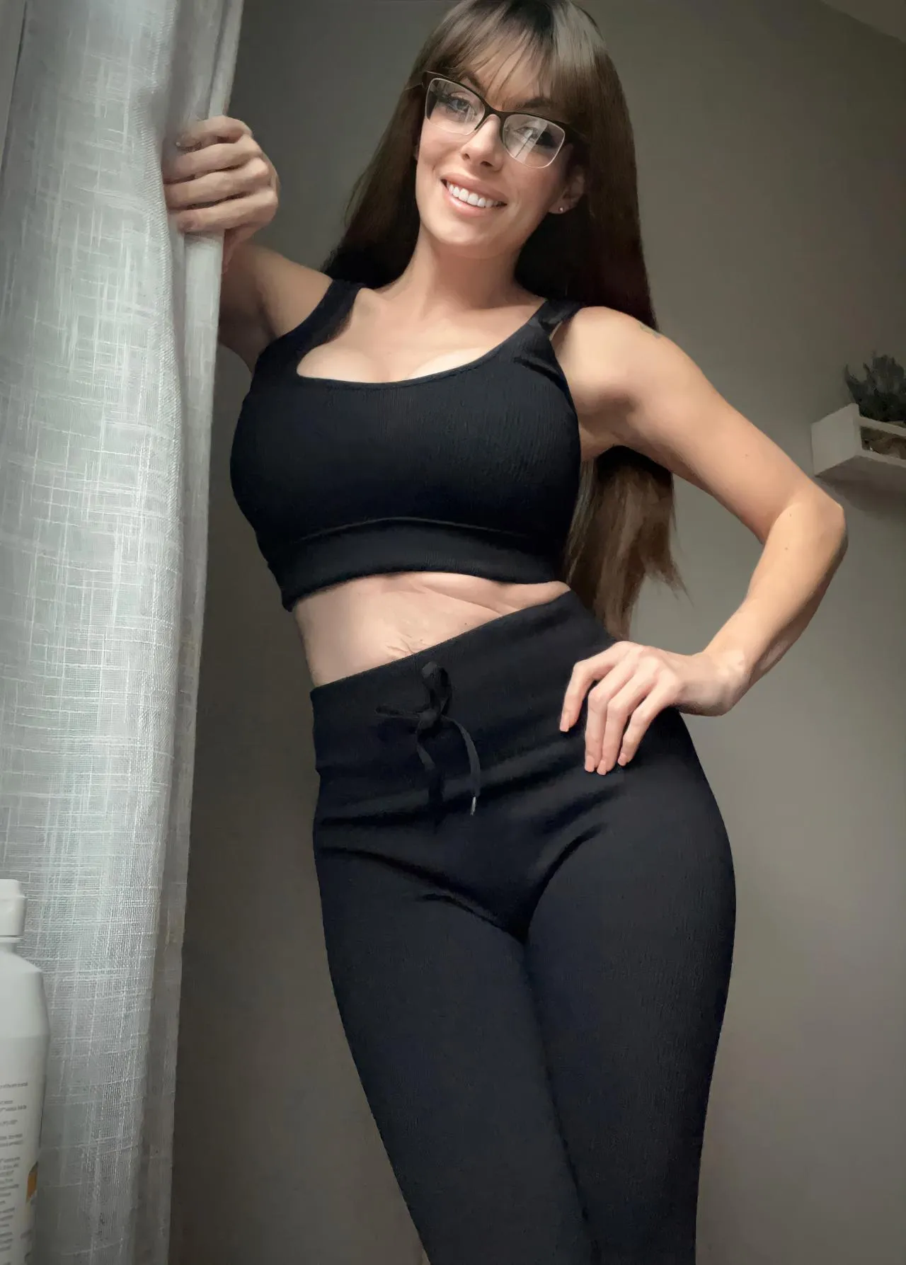 Lana, 19 ans — rencontre sexe à Esvres