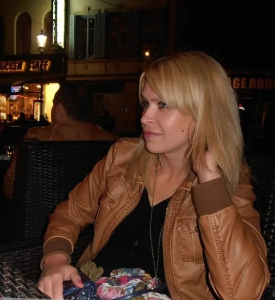 Zineb, 29 ans — rencontre sexe à Chaponost