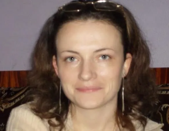 Flora, 19 ans — rencontre sexe à Évreux