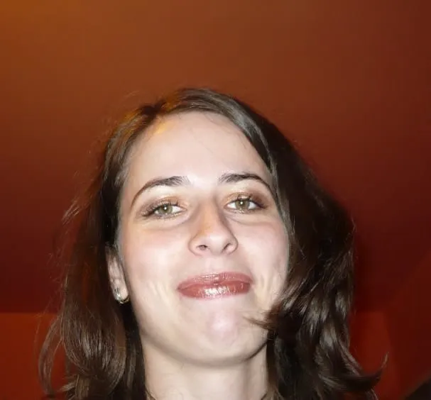 Dina, 25 ans — rencontre sexe à Pantin