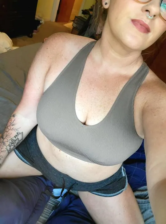 Lou, 19 ans — rencontre sexe à Marignier