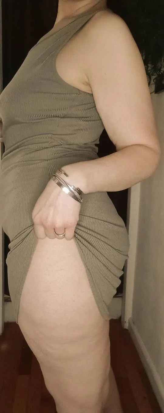 Julie, 26 ans — rencontre sexe à Nieul-sur-Mer