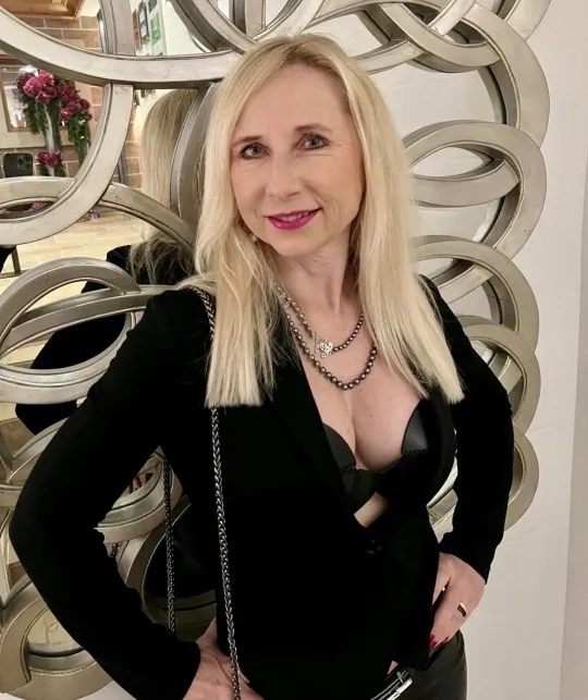 Eva, 19 ans — rencontre sexe à Sète