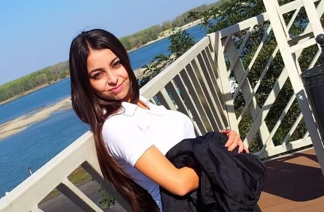 Perrine, 29 ans — rencontre sexe à Marseille